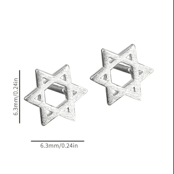 Star Of David Silver Stud Earrings - Picture 4 of 4
